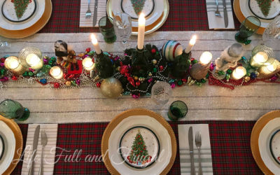 Louisiana Christmas Table Setting