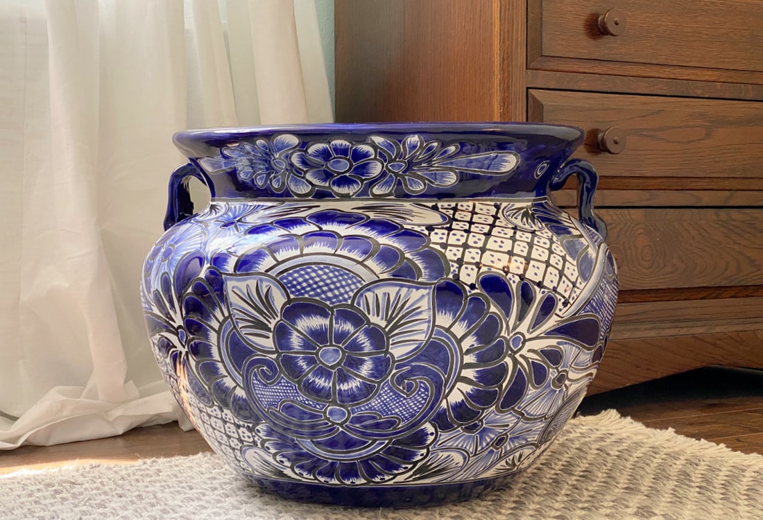 Michoacana blue and white pottery - Canton First Monday Trade Days thrift haul - Life Full and Frugal